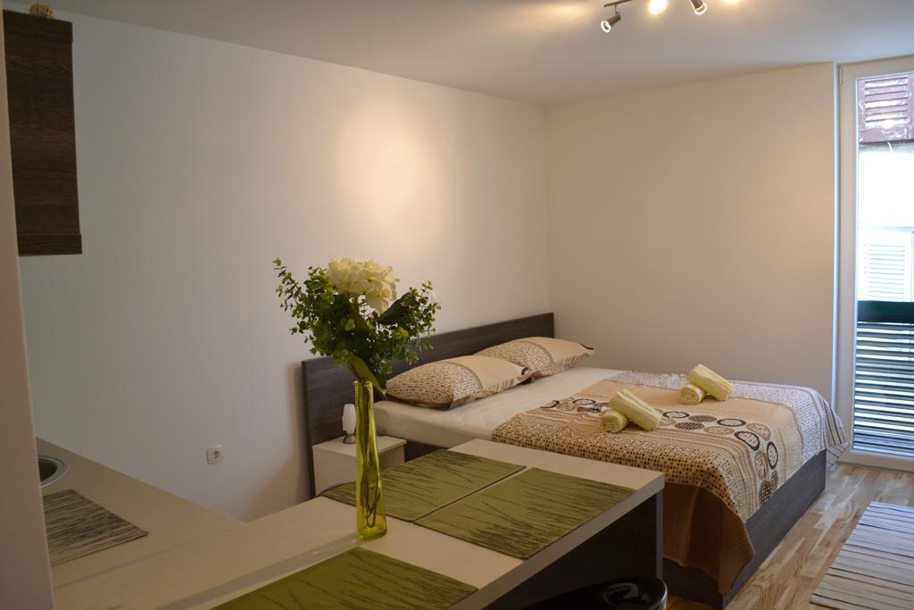 Kalelarga 4 You Apartments Задар Стая снимка